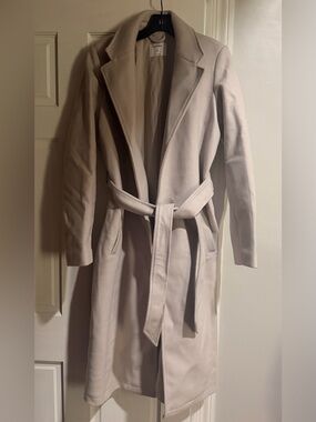 Old Navy Cream Long Belted Trench Coat